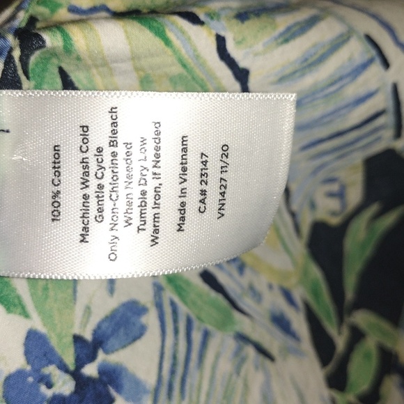 Talbots Classic Cotton Watercolor Vases Long Sleeve Button Down M - Picture 7 of 8